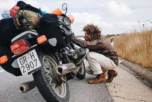 Cómo hay que colocar el equipaje en una moto